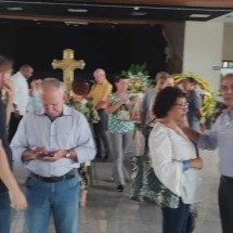Edgar Soares: familiares prestam homenagens ao coronel em velório - Jair Amaral/EM/D.A Press
