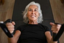 Para envelhecer bem: atividade física, gestão do estresse e boa alimentação