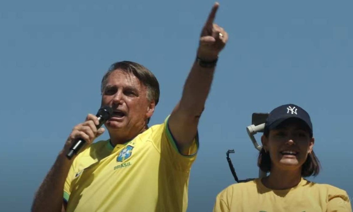 Bolsonaro questiona a ‘minuta do golpe’ e volta a falar em anistia