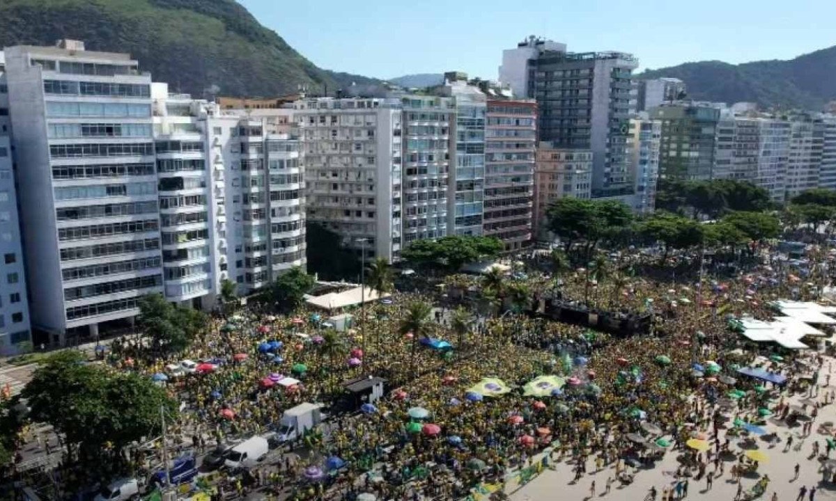 Milhares de pessoas se reuniram para manifestação do ex-presidente -  (crédito: Silas Malafaia/YouTube)