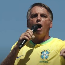 Ato de Bolsonaro no Rio tem elogios a Elon Musk, ataques a Moraes e Pacheco - Silas Malafaia/YouTube