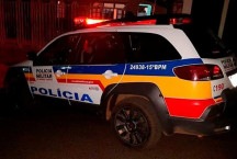 MG: suspeito de roubar carro é morto após apontar arma para policiais
