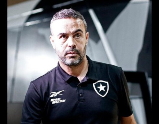 Artur Jorge, técnico do Botafogo, elogia atitude do time -  (crédito: Foto: Vitor Silva / Botafogo)
