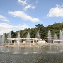 Fonte do Parque das Mangabeiras volta a funcionar após sete anos desligada - Alexandre Guzanshe/EM/D.A. Press