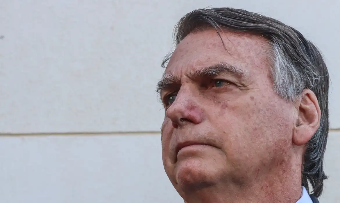 PGR pede mais investigação sobre cartão de vacina de Bolsonaro -  (crédito: EBC)