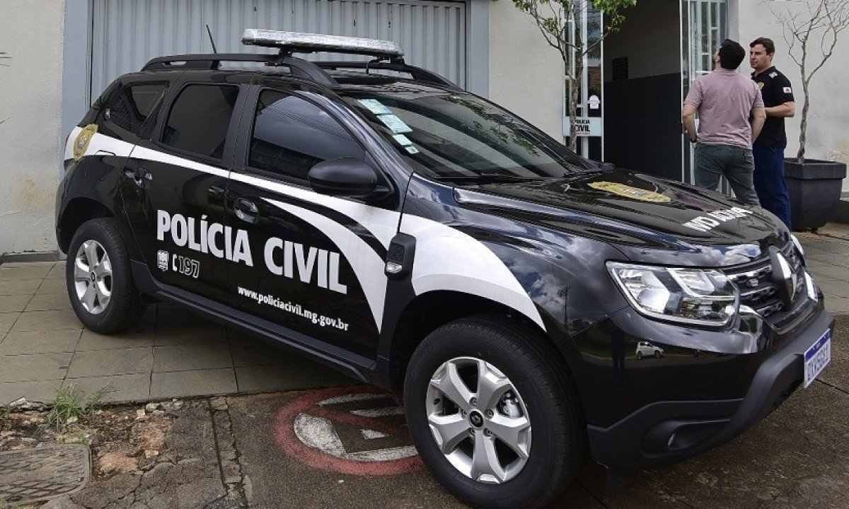 Policiais investigam a participação de outras pessoas no assassinto ocorrido no ano passado -  (crédito: PCMG)