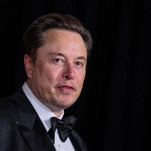 Musk desafia decisão da Austrália e não retira vídeos de ato terrorrista - ETIENNE LAURENT / AFP