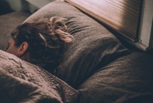 Descubra 8 alimentos para ter um sono tranquilo