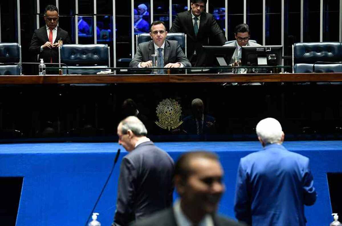 PL que libera 'cobaias humanas' é aprovado no Senado e vai à sanção de Lula
