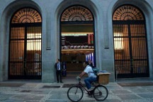 Estrangeiros retiram R$ 30 bilhões da bolsa brasileira