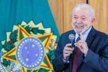 Lula sobre confiança de investidores estrangeiros: ‘Coincidência?’