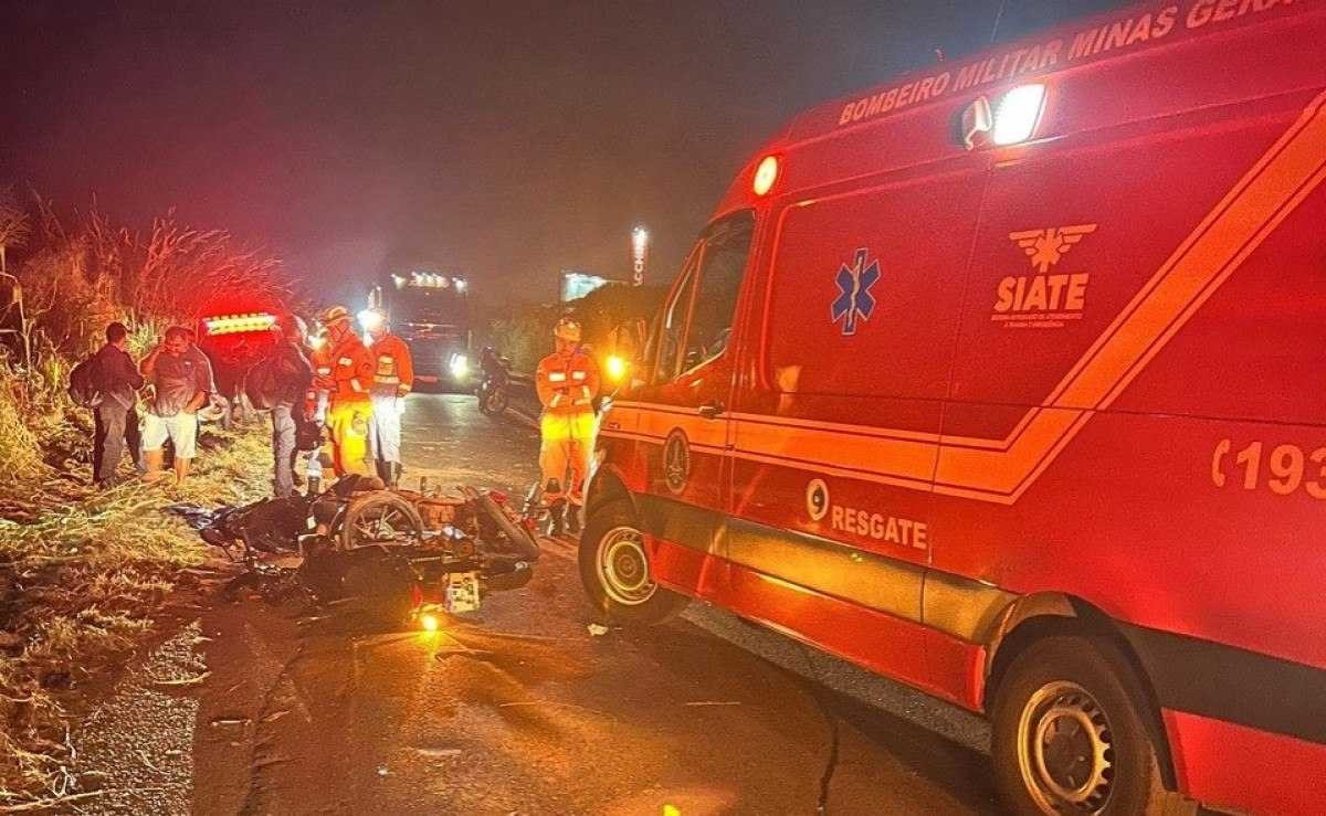 Motociclista morre em acidente com três veículos no Triângulo Mineiro
