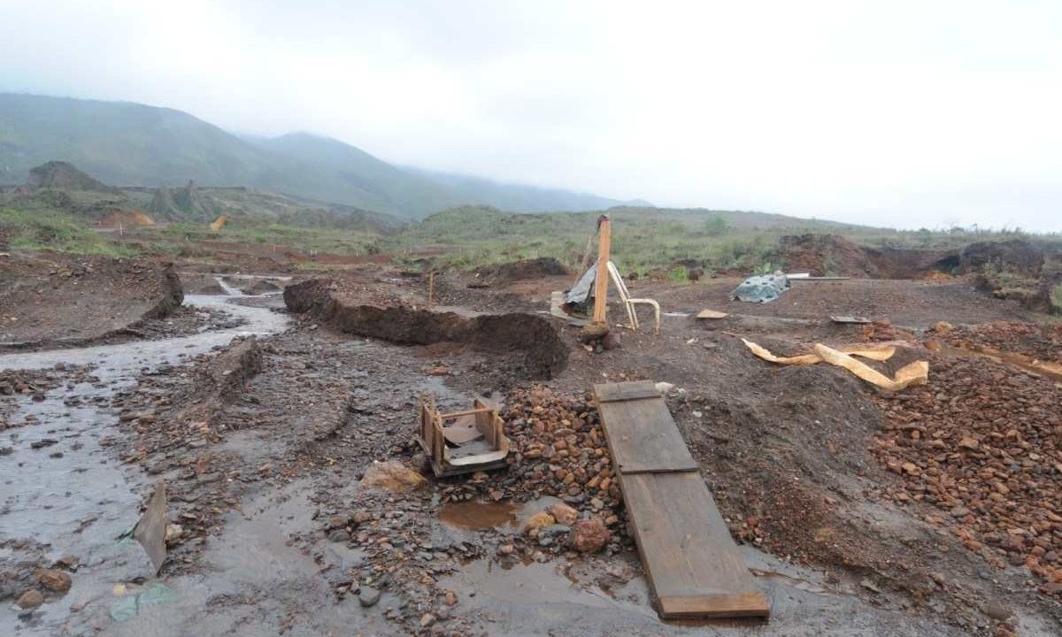 Lama do rompimento da barragem do Fundão chegou ao Espiríto Santo -  (crédito: Leandro Couri/EM/D.A Pres - 2020)