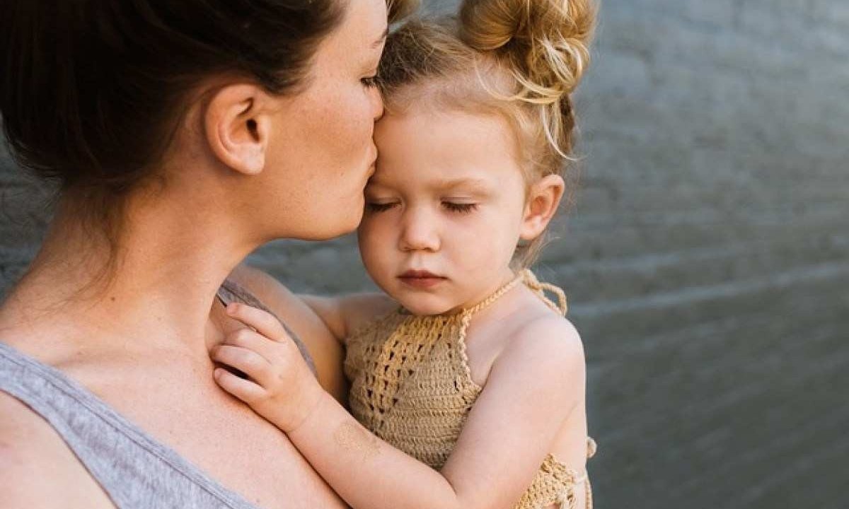Todas as mães se sentem cansadas ou frustradas em algum momento. O importante é saber que isso não a faz uma mãe ruim -  (crédito: StockSnap/ Pixabay)
