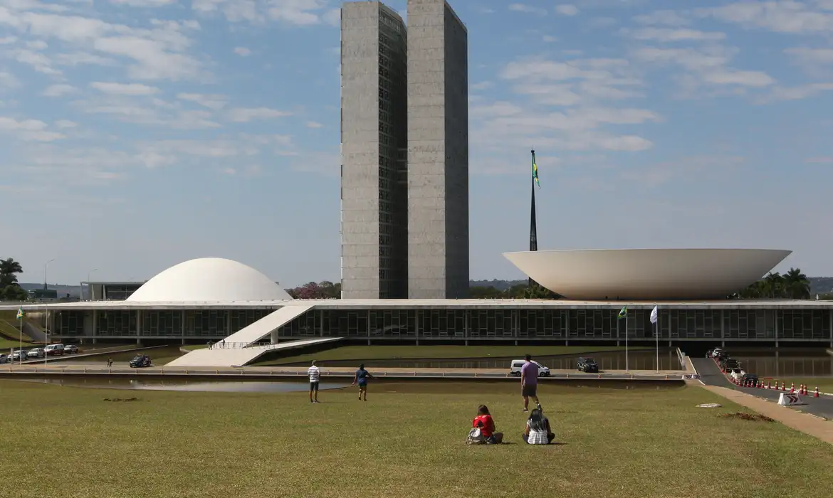 Sessão do Congresso Nacional sobre vetos presidenciais é adiada -  (crédito: EBC)