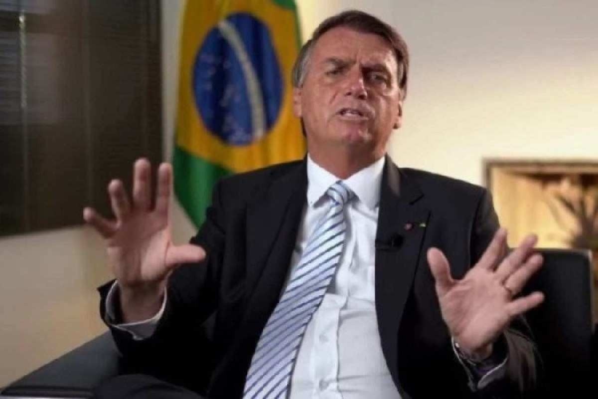 'Aguardemos outras correções', diz Bolsonaro sobre inquérito da PF