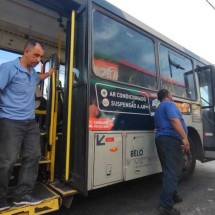 Tolerância Zero fiscaliza média de 100 ônibus por dia em BH  - Jair Amaral/EM/D.A.Press