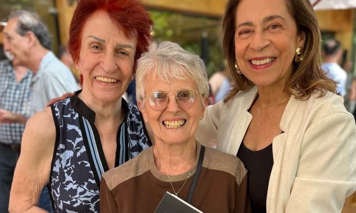 Dulce Beltrão, Tânia Mara Silva e Sylvia Calvo na Livraria da Rua - (crédito: Rachel Meirelles/Divulgação) Dulce Beltrão, Tânia Mara Silva e Sylvia Calvo na Livraria da Rua - (crédito: Rachel Meirelles/Divulgação)