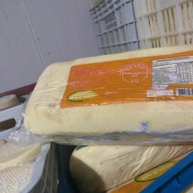 Queijos ralados mofados de MG eram vendidos para fábrica de pão de queijo  - Anffa Sindical/Divulgação