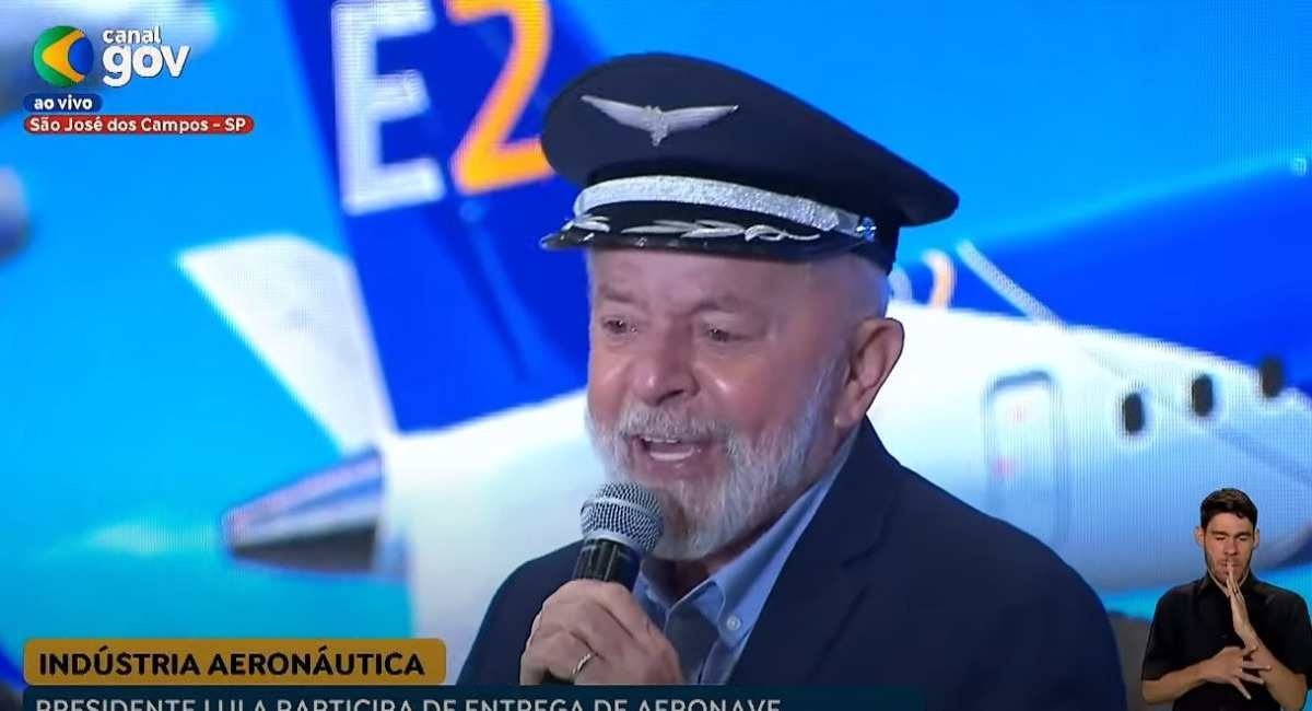 Presidente Luiz Inácio Lula da Silva participou de evento na Embraer em São José dos Campos -  (crédito: Reprodução/Redes Sociais)