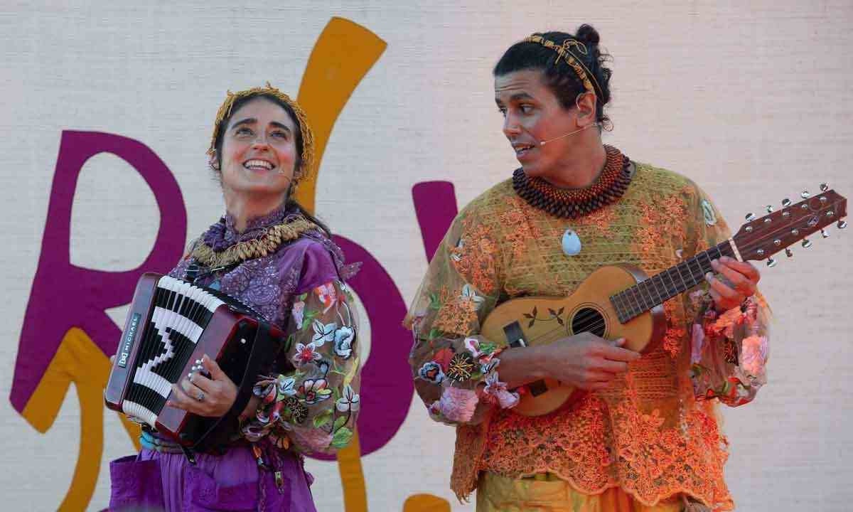 Musical 'Proncovô', com entrada franca, faz homenagem à arte andarilha