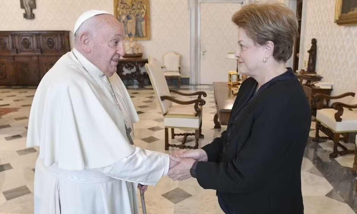 Papa Francisco recebe ex-presidente Dilma Rousseff no Vaticano
 -  (crédito: Redes Sociais/Reprodução)
