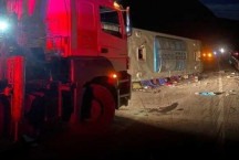 Acidente com ônibus de viagem mata sete pessoas no interior de Minas