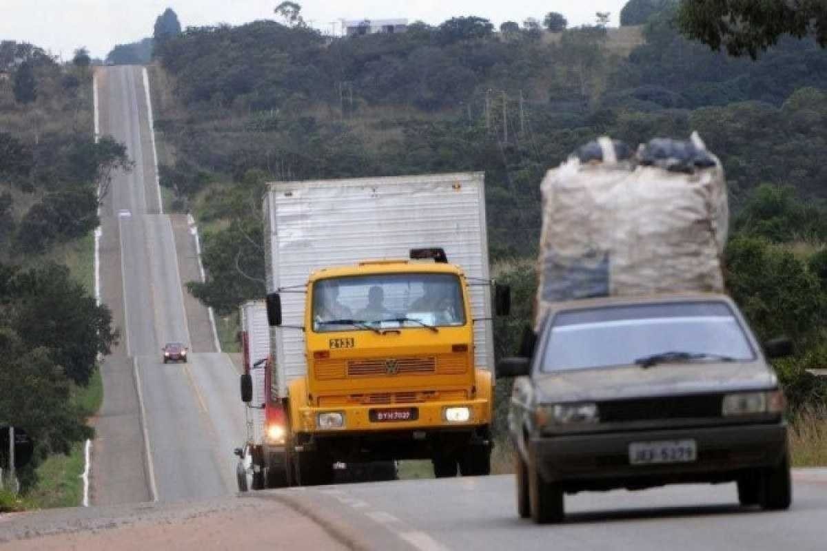 Problemas estruturais de rodovias atrapalham a vida dos brasilerosi