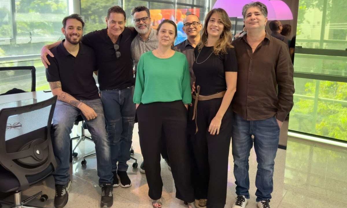 André Moreno (Diretor de Produção), Kaká Moreno (CEO), Flávio Chubes (Dir. Criação), Vanuza Porto (Dir.Administrativa), Breno Saturnino (Ger. De Contas), Cristiane Almeida (Dir. de Atendimento) e Marcos Pina (Diretor de Criação) -  (crédito: Foto: Isabela Deboni )