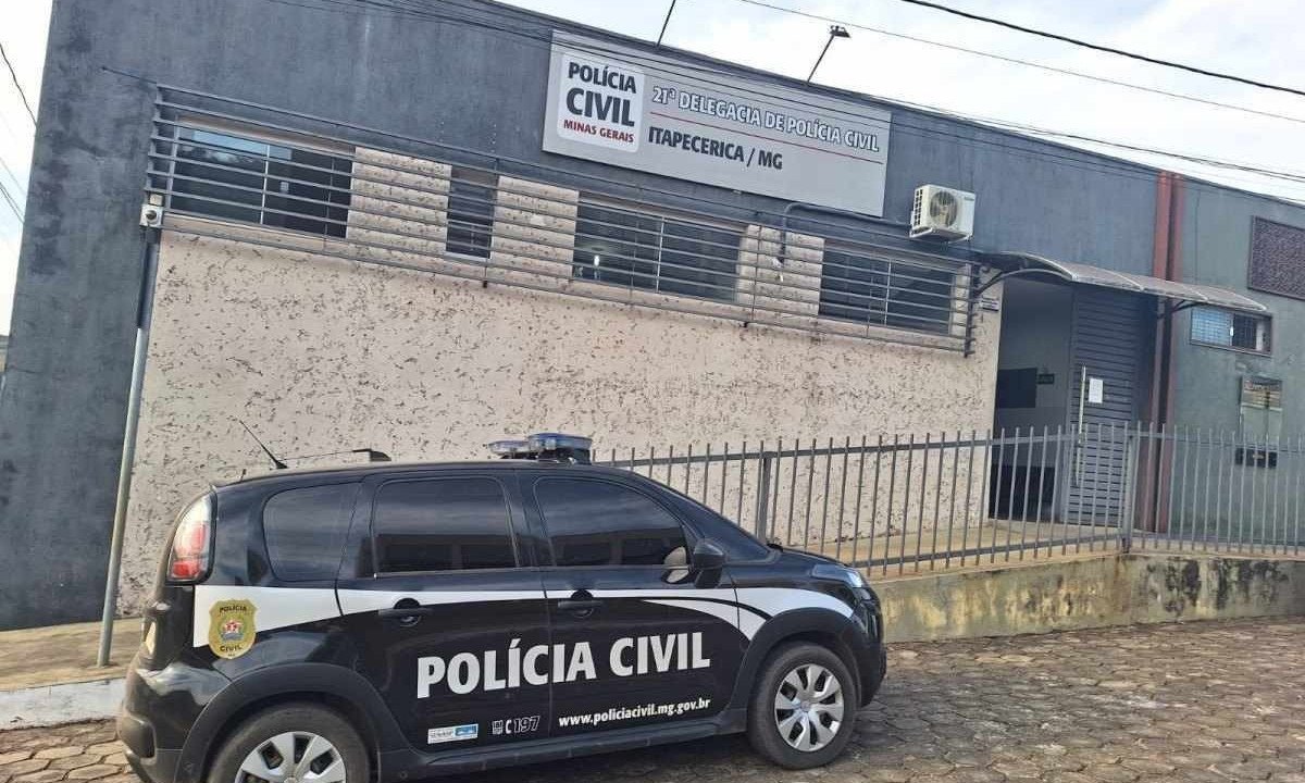 Denúncia foi feita aos policiais de Itapecerica, uma dia depois de acontecer -  (crédito: PCMG)