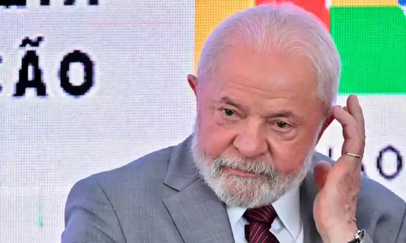 Lula terá de pagar uma multa no valor de R$ 250 mil -  (crédito: Evaristo Sá/AFP - 12/6/23 )