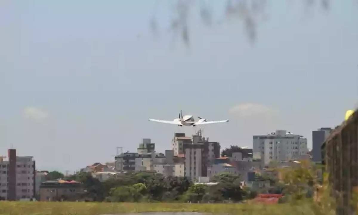 Seminário vai discutir usos do antigo Aeroporto Carlos Prates