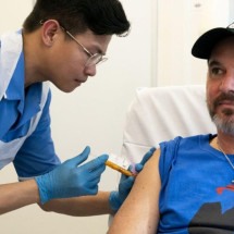Como funciona a vacina ‘personalizada’ contra melanoma, que promete revolucionar tratamento de forma mais letal de câncer de pele - PA Media