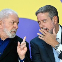Partidos com ministérios votaram contra pautas de Lula - EVARISTO SA / AFP