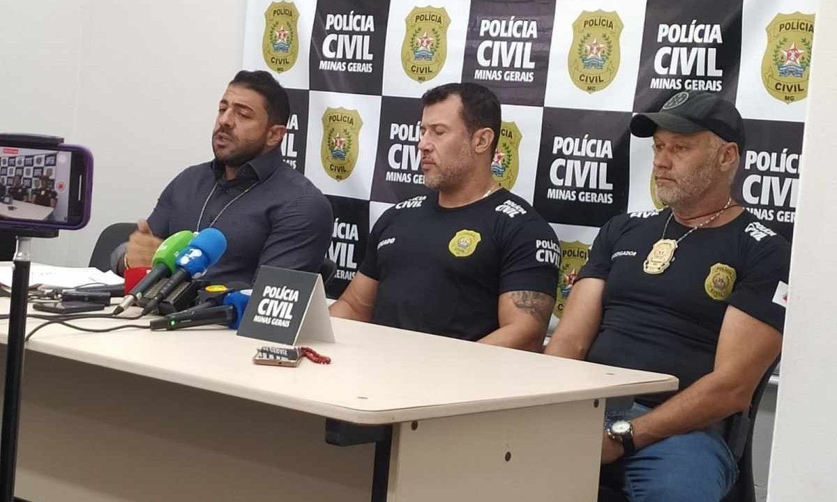 Os delegados Otávio Barletta de Almeida e João Prata, do investigador Joelson Dutra -  (crédito: Ivan Drummond )