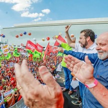 Lula pede votos para Boulos, contraria a lei, e Planalto apaga vídeos -  Ricardo Stuckert / PR