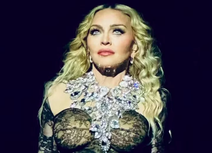 No sábado, dia 4 de maio, Madonna faz show na praia de Copacabana, no Rio de Janeiro, que encerra a turnê “The Celebration”, em comemoração aos seus 40 anos de carreira. 

 -  (crédito: reprodução instagram)