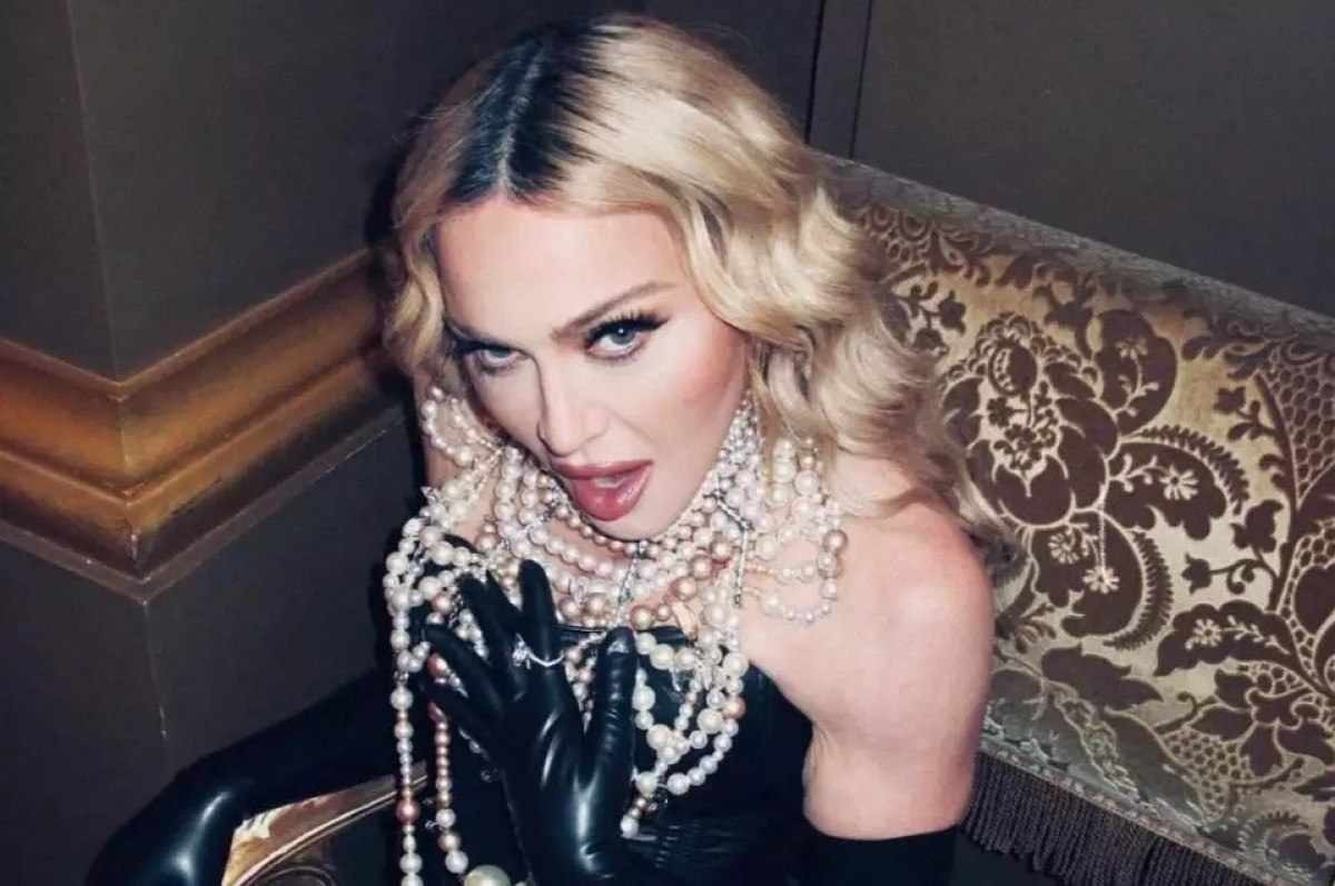 Madonna no Rio: forte calor irrita a cantora