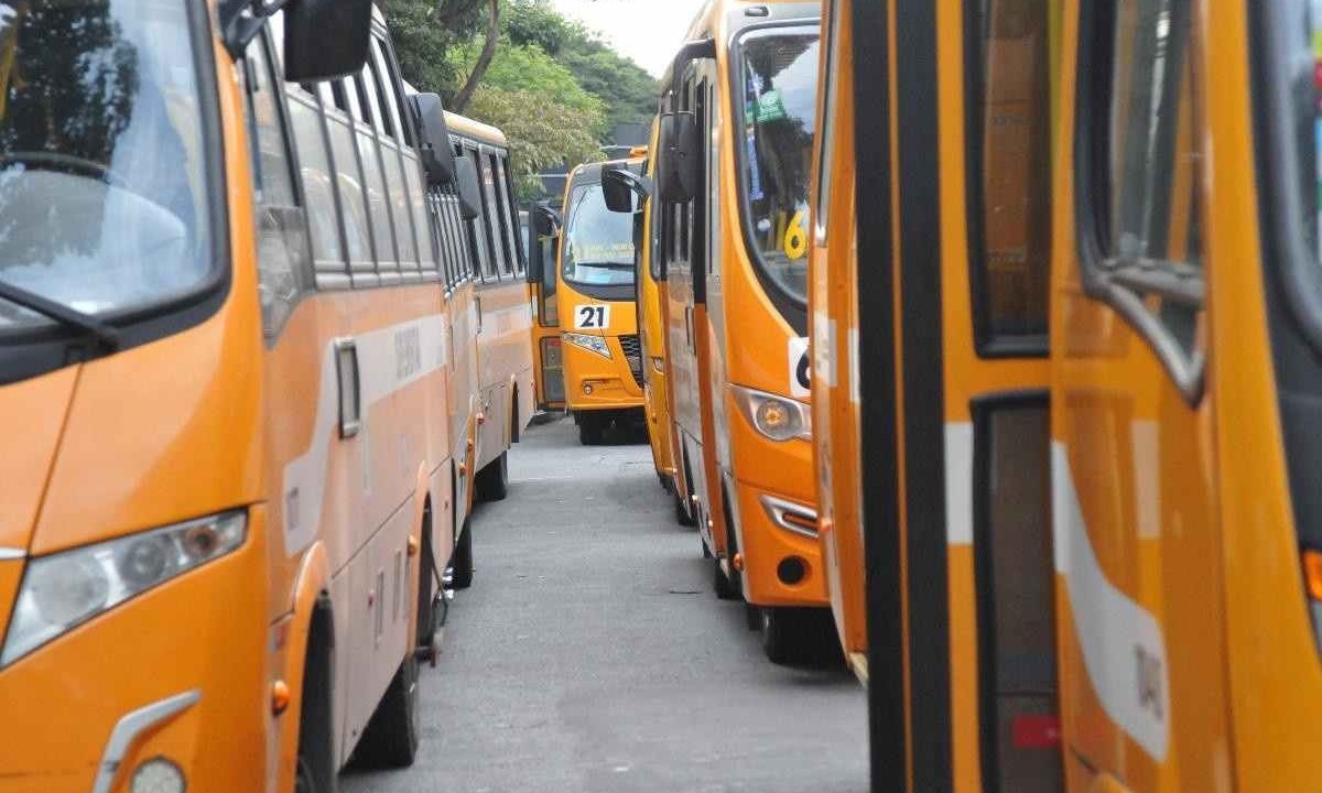 Três linhas do transporte suplementar serão extintas em BH -  (crédito: Gladyston Rodrigues/EM/D.A Press)