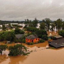 Sobe para 31 número de mortos em temporais do Rio Grande do Sul - CARLOS FABAL / AFP