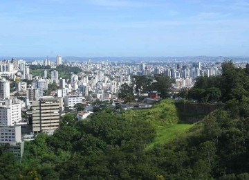O céu deve variar entre claro e parcialmente nublado nesta sexta-feira (3/5) e a previsão é que se mantenha assim durante todo o fim de semana em Minas Gerais. -  (crédito: Leandro Couri/EM/DA.Press)