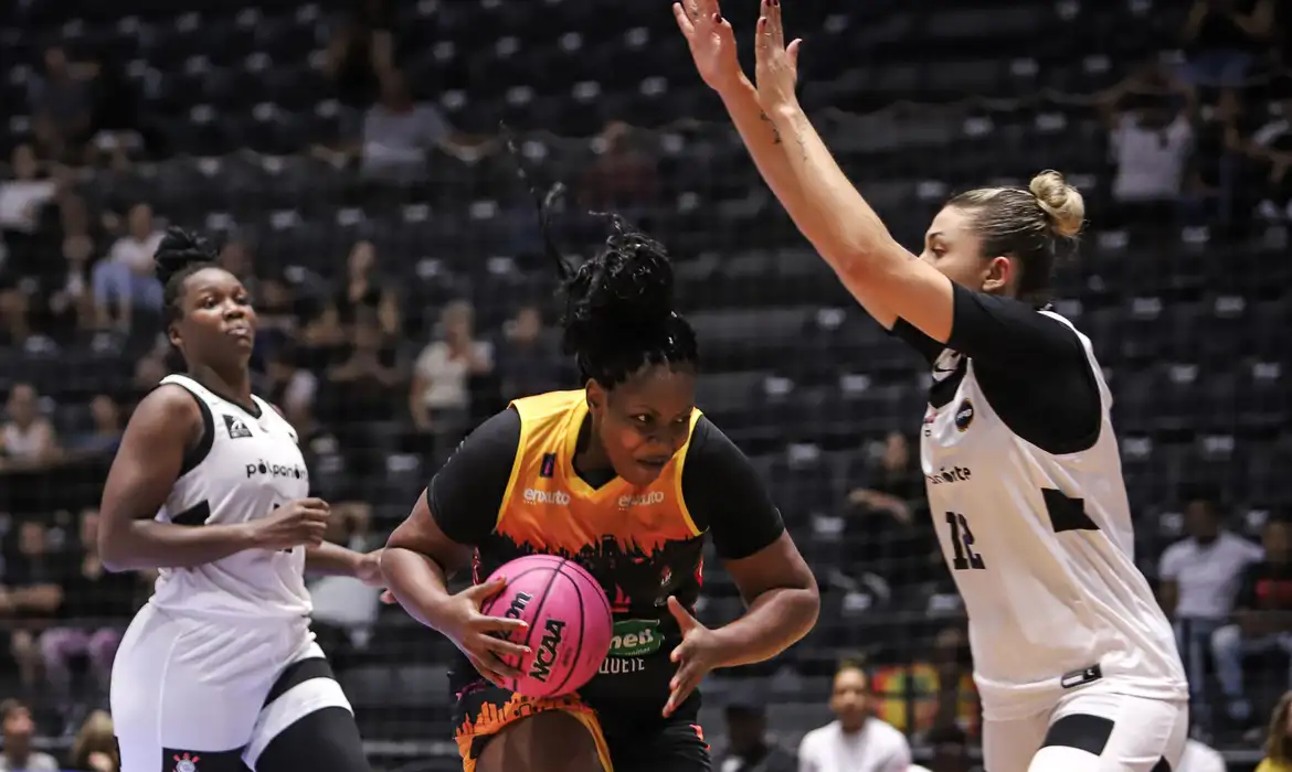 Basquete feminino: TV Brasil transmite Unimed Campinas x Corinthians  -  (crédito: EBC)