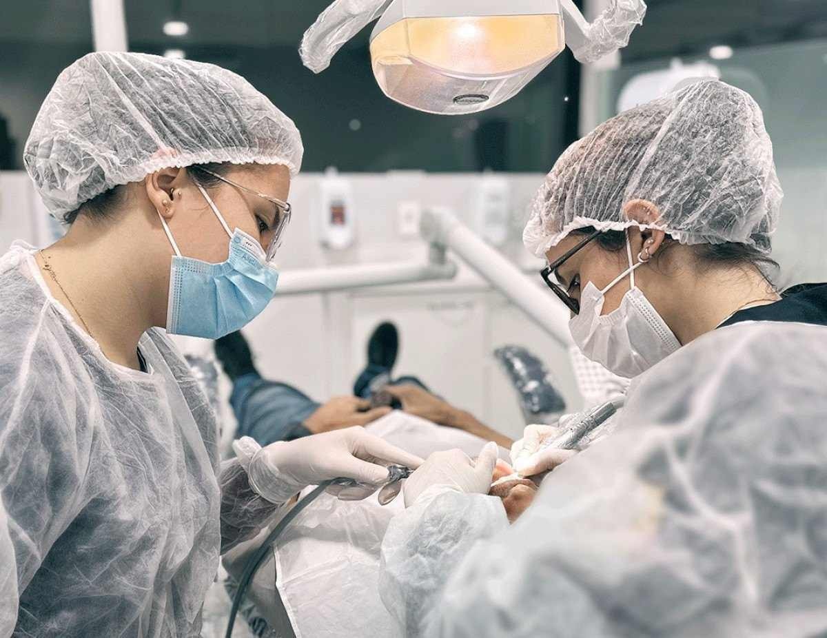 A Clínica-Escola do curso de Odontologia da FAMINAS.