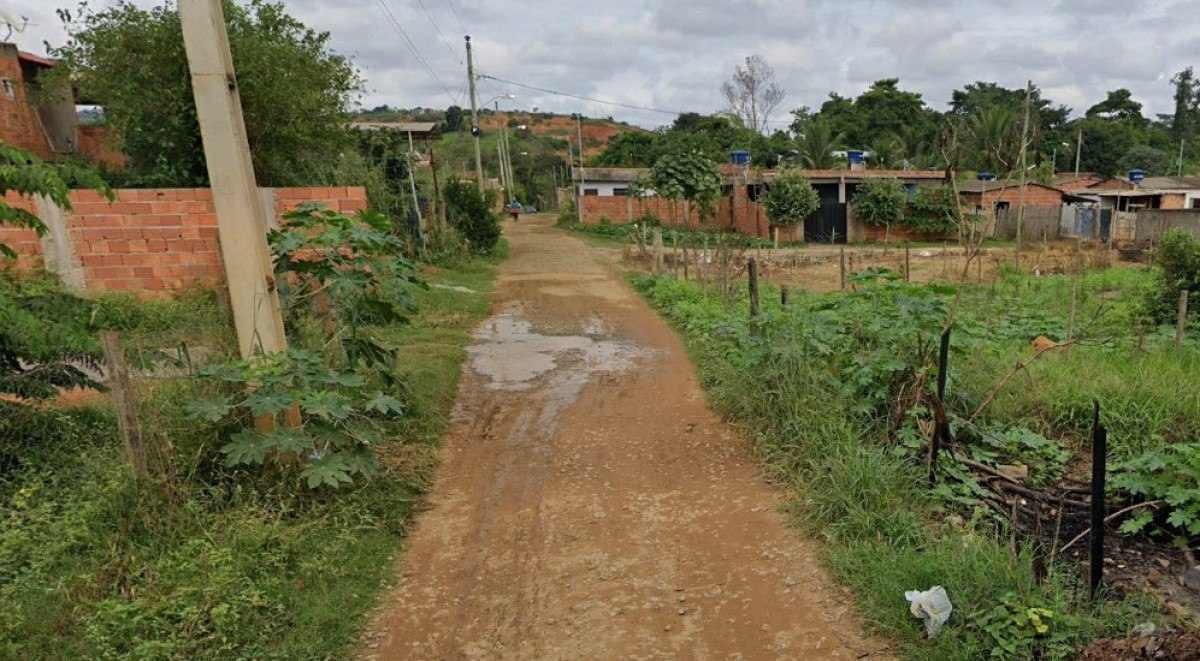 Suspeito de estuprar adolescente é executado a tiros em via pública em MG