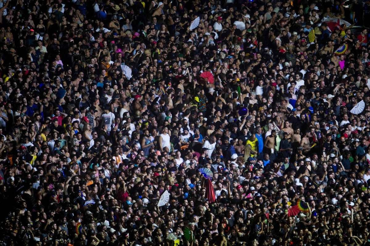 Madonna: confira imagens da Praia de Copacabana lotada antes do show