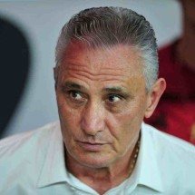 O futebol feio e pobre do bilionário Flamengo - Alexandre Guzanshe/EM/DA Press