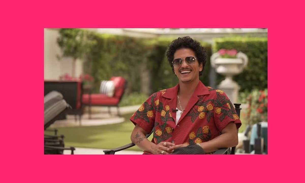 Bruno Mars, todo sorridente: 