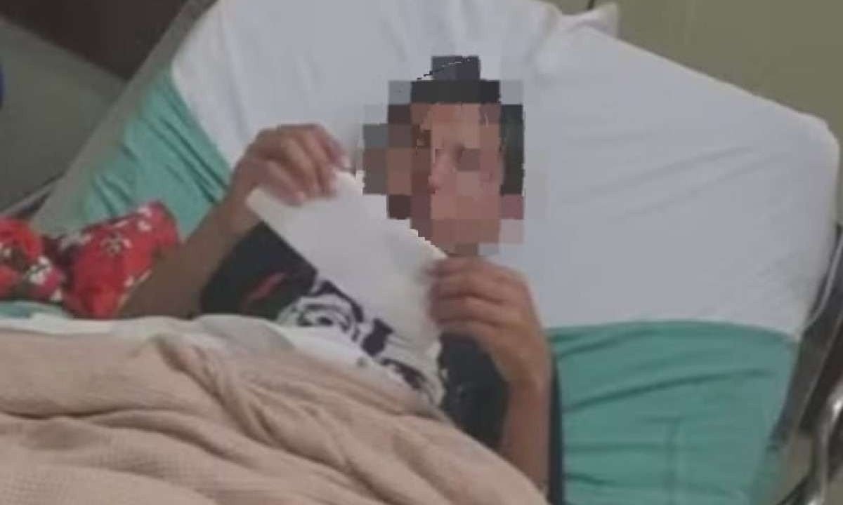 Menino mordido por jacaré na Cidade de Deus, no Rio de Janeiro, está internado em hospital -  (crédito: Reprodução / Redes Sociais)