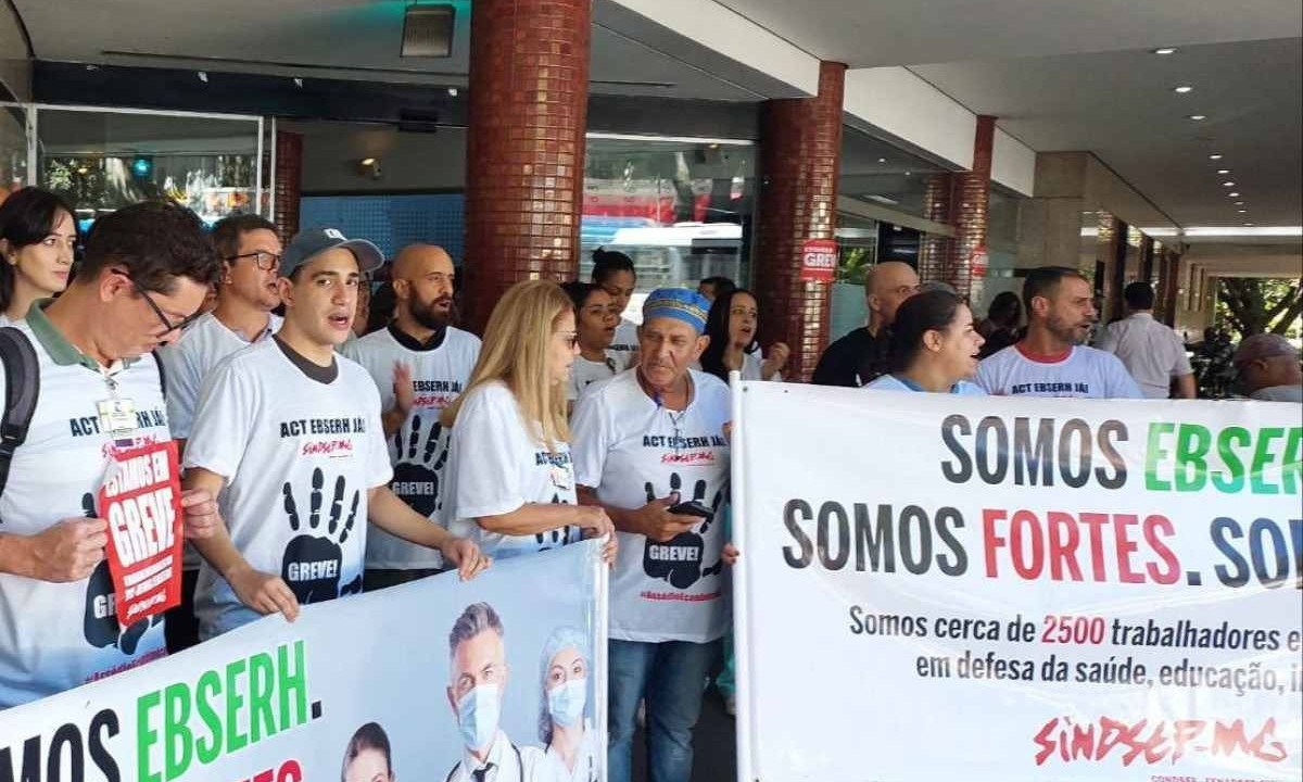 Servidores protestam no Hospital das Clínicas em Belo Horizonte -  (crédito: Sindsep-MG/Divulgação)