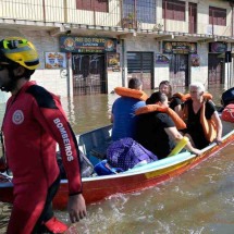 Resposta duradoura à emergência climática - NELSON ALMEIDA/AFP